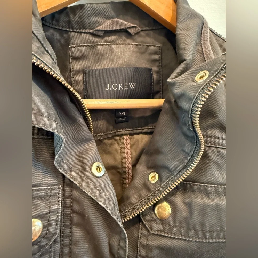 💚 J.Crew Relaxed Boyfriend Downtown Field Jacket | XXS | Classic Olive - Picture 4 of 6